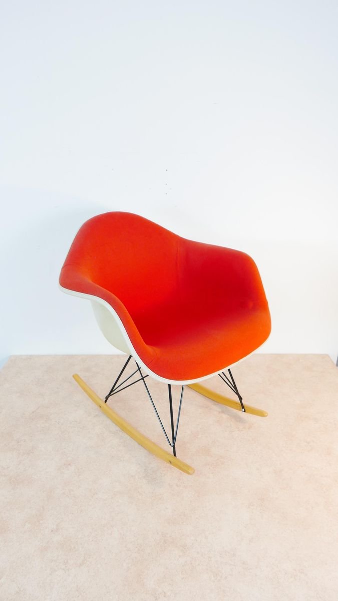 Rocking Chair Rar en Fibre de Verre par Charles & Ray Eames pour Herman