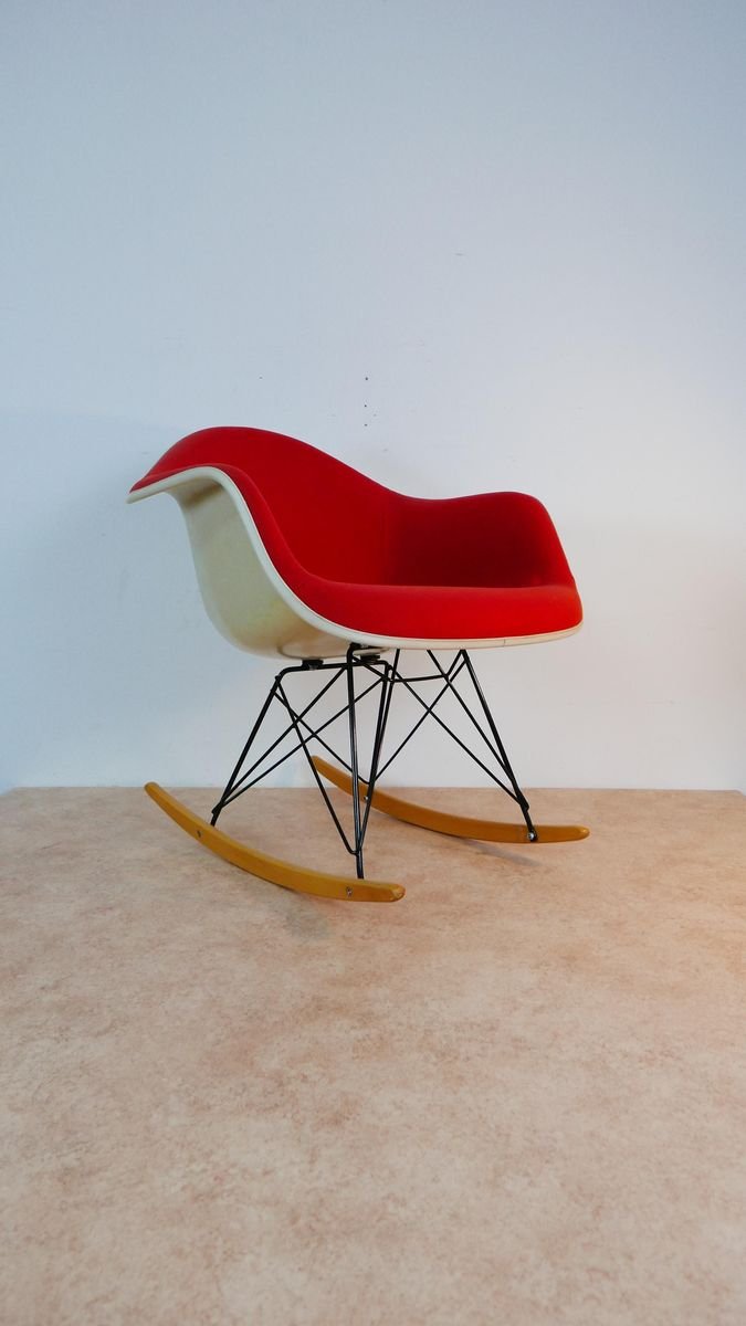 Rocking Chair Rar en Fibre de Verre par Charles & Ray Eames pour Herman