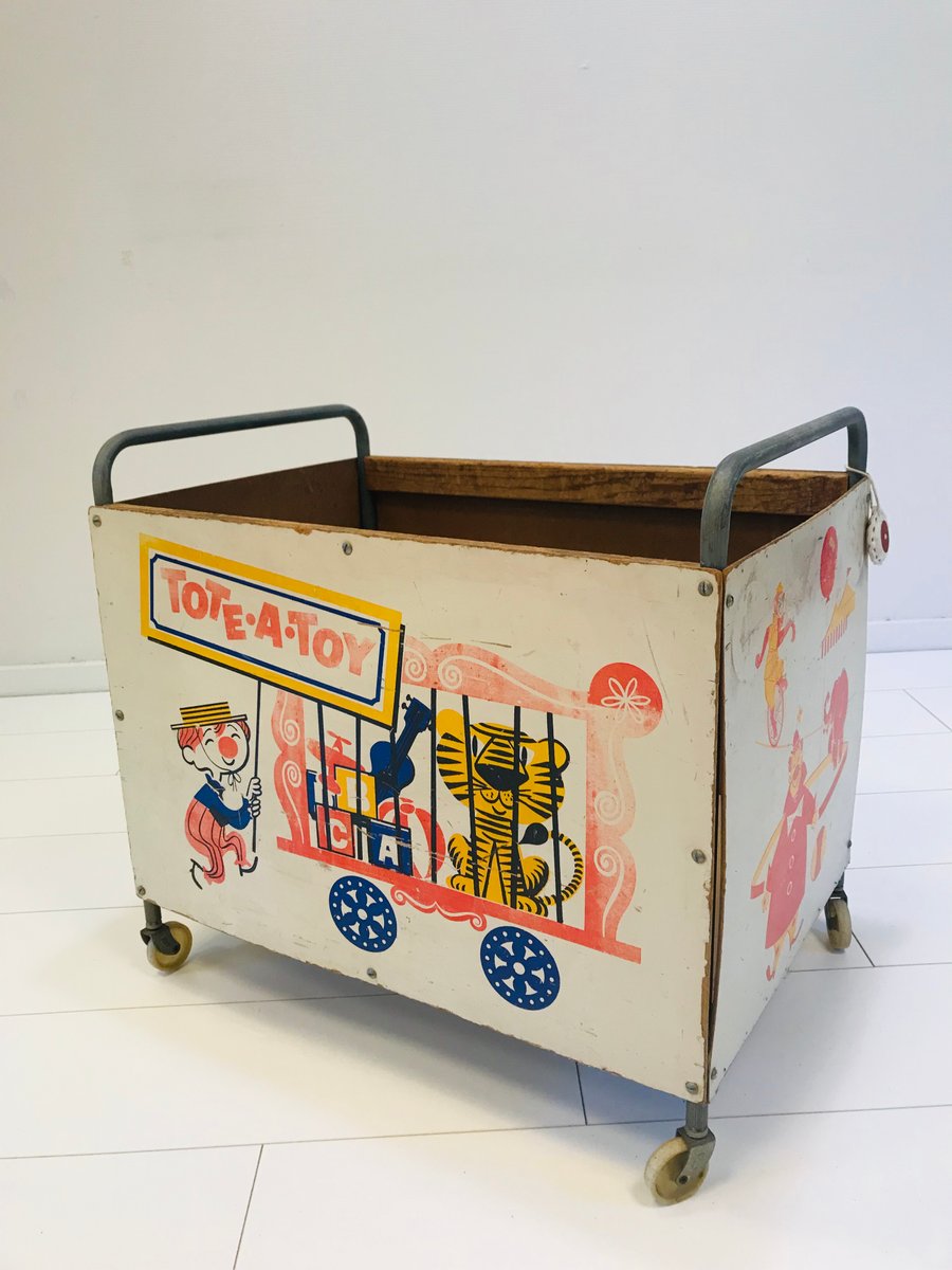 Vintage Toteatoy Toy box on Wheels, 1970s for sale at Pamono
