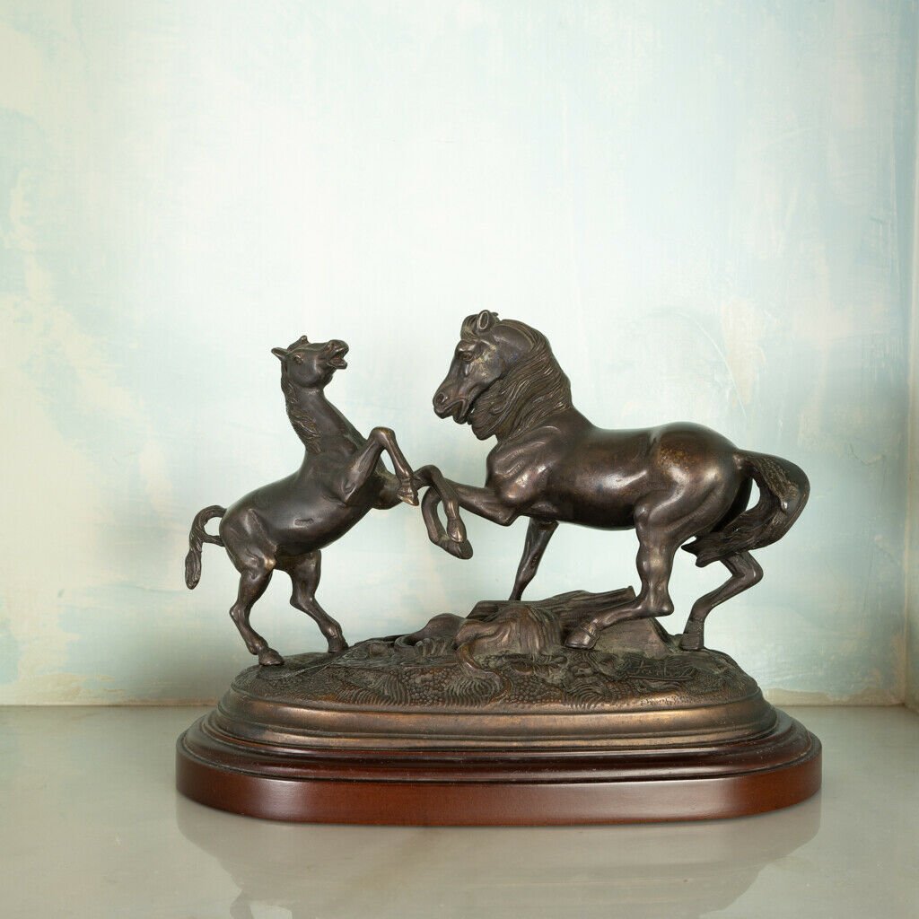 Bronze Statue of Horses, Late 1800s for sale at Pamono