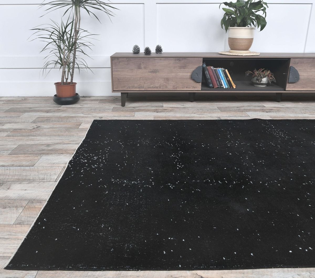 5x9 Vintage Turkish Oushak Handmade Black Wool Area Rug For Sale At Pamono
