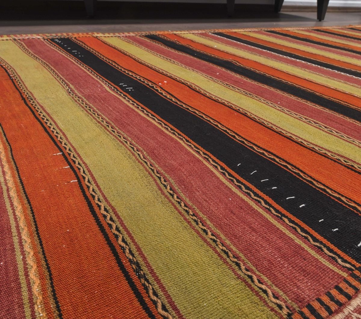 4x8 Vintage Turkish Oushak Handmade Wool Kilim Area Rug For Sale At Pamono