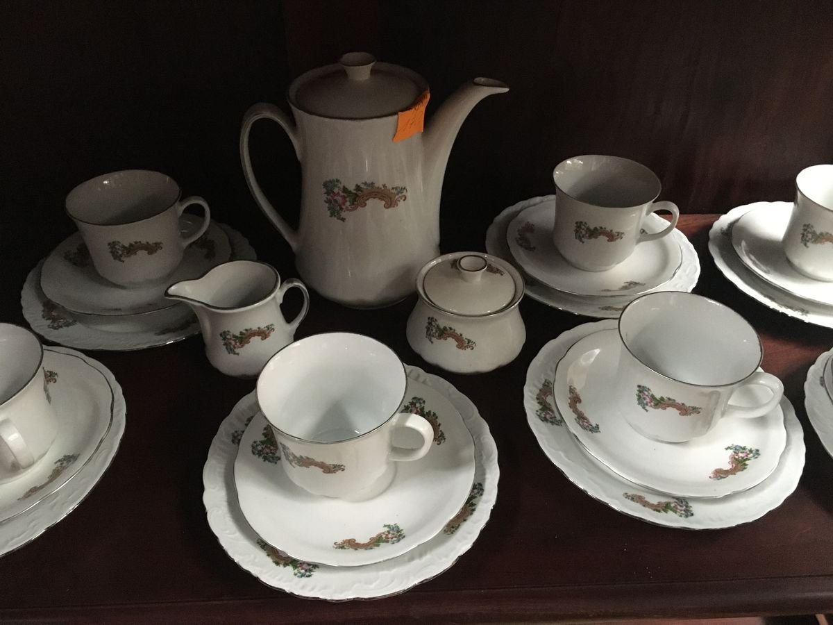 Set De Vaisselle En Porcelaine De miel w Pologne 1950s Set De 30 En Set De Vaisselle En Porcelaine De miel w Pologne 1950s Set De 30 En