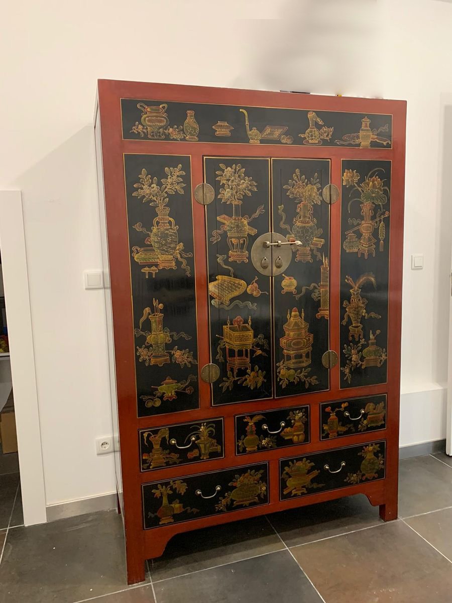 Chinesischer Vintage Kleiderschrank, 1980er bei Pamono kaufen