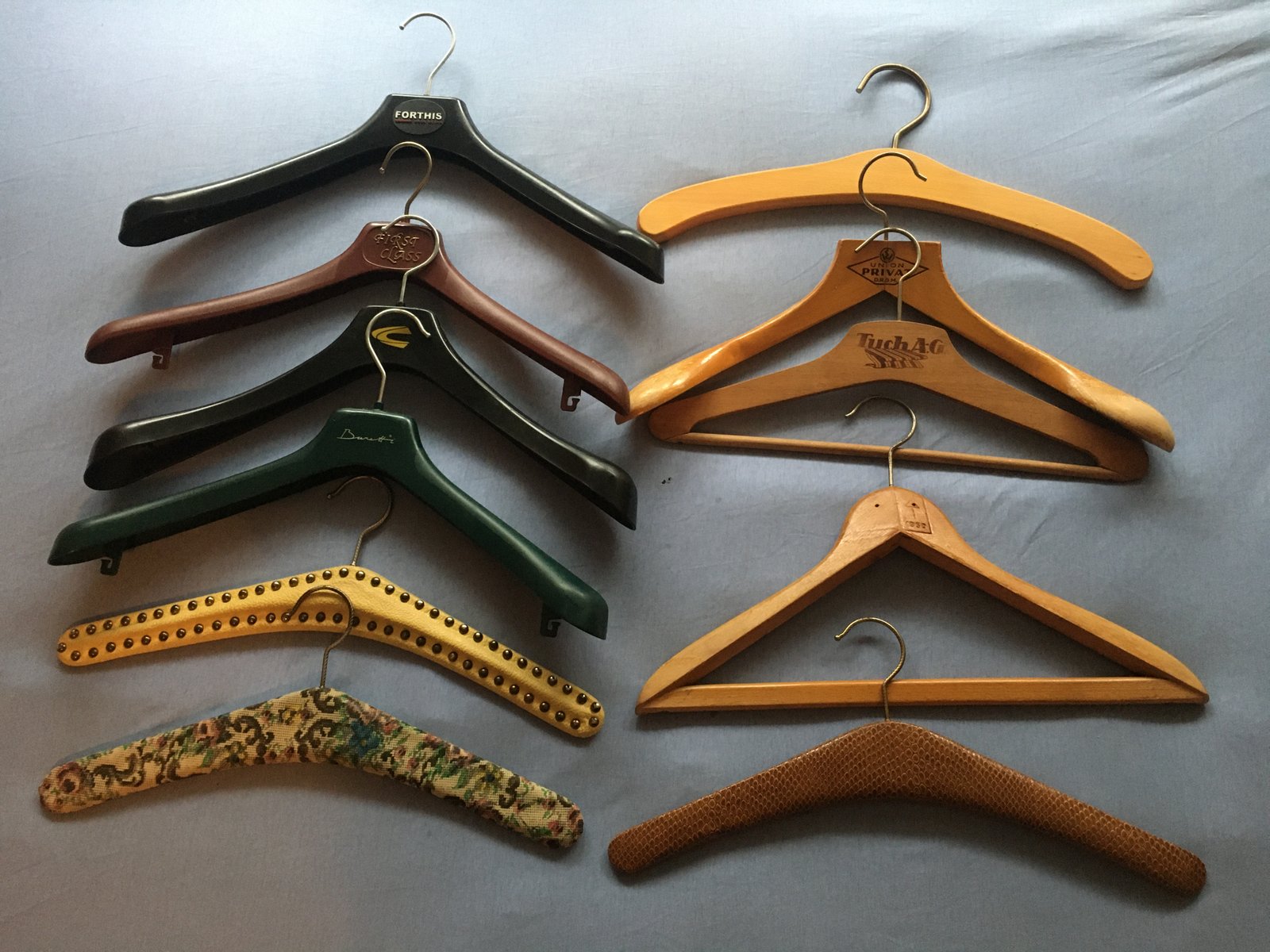 50s vintage wood hanger made in usa　5本 clothes-hangers-1950s-set-of-