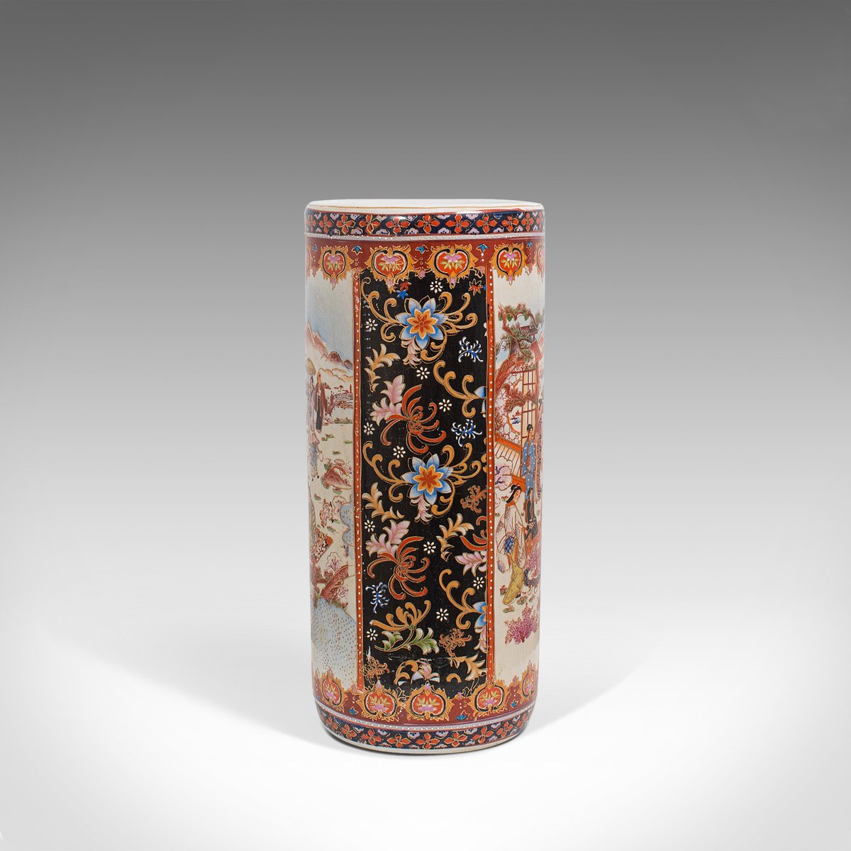 Chinese Decorative Ceramic Umbrella Vase, 1980s for sale at Pamono