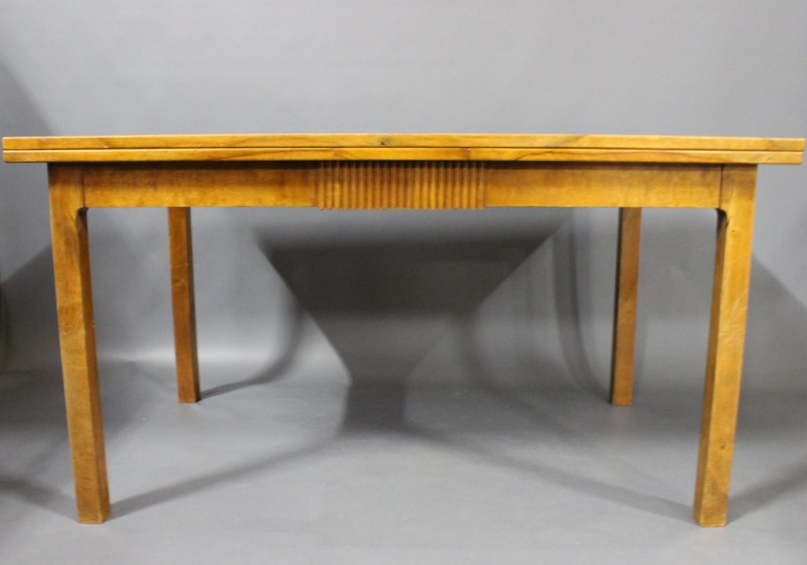 Extendable Danish Walnut Dining Table, 1940s for sale at Pamono