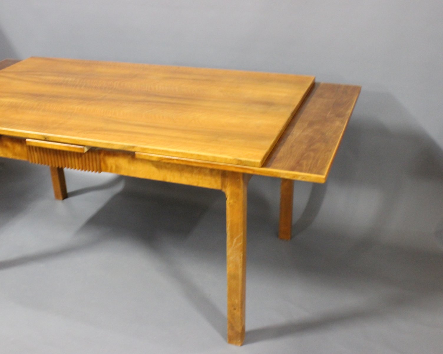 Extendable Danish Walnut Dining Table, 1940s for sale at Pamono
