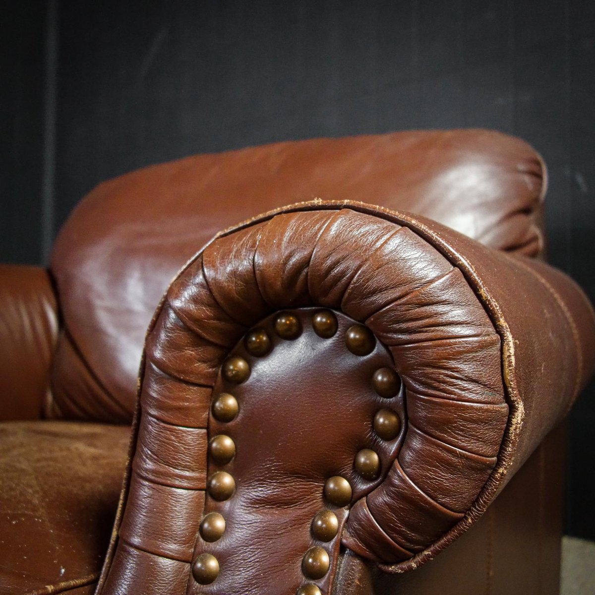 Large Vintage Leather Chair for sale at Pamono