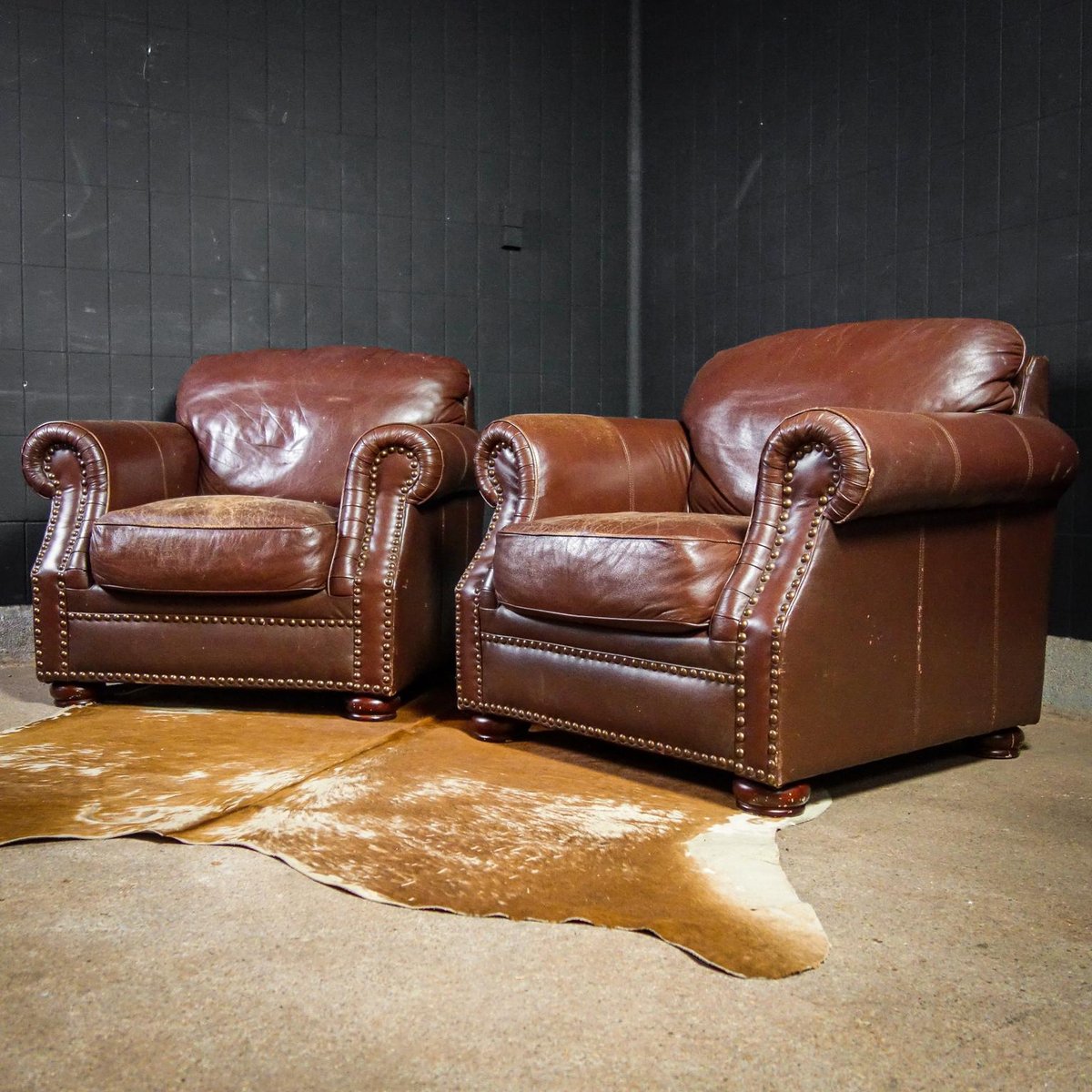 Large Vintage Leather Chair for sale at Pamono