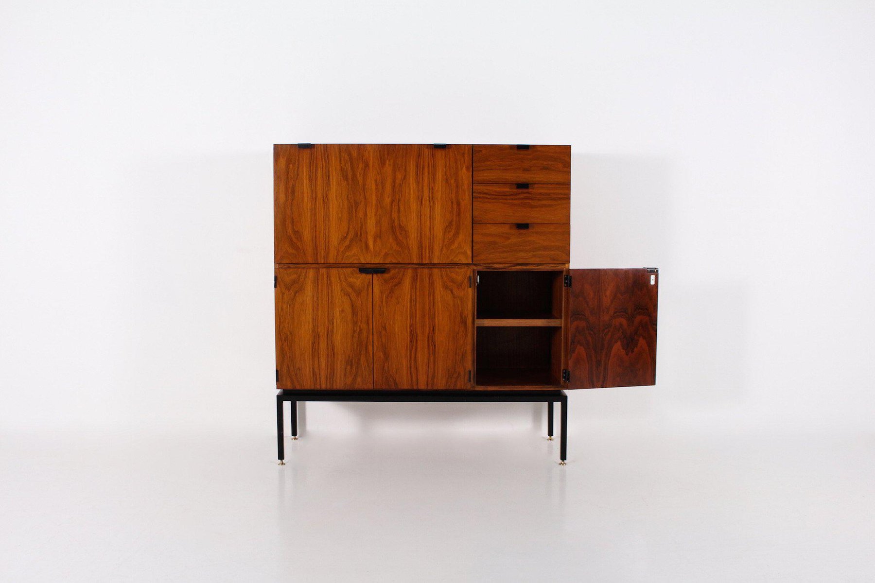 Palisander Schrank, 1960er bei Pamono kaufen