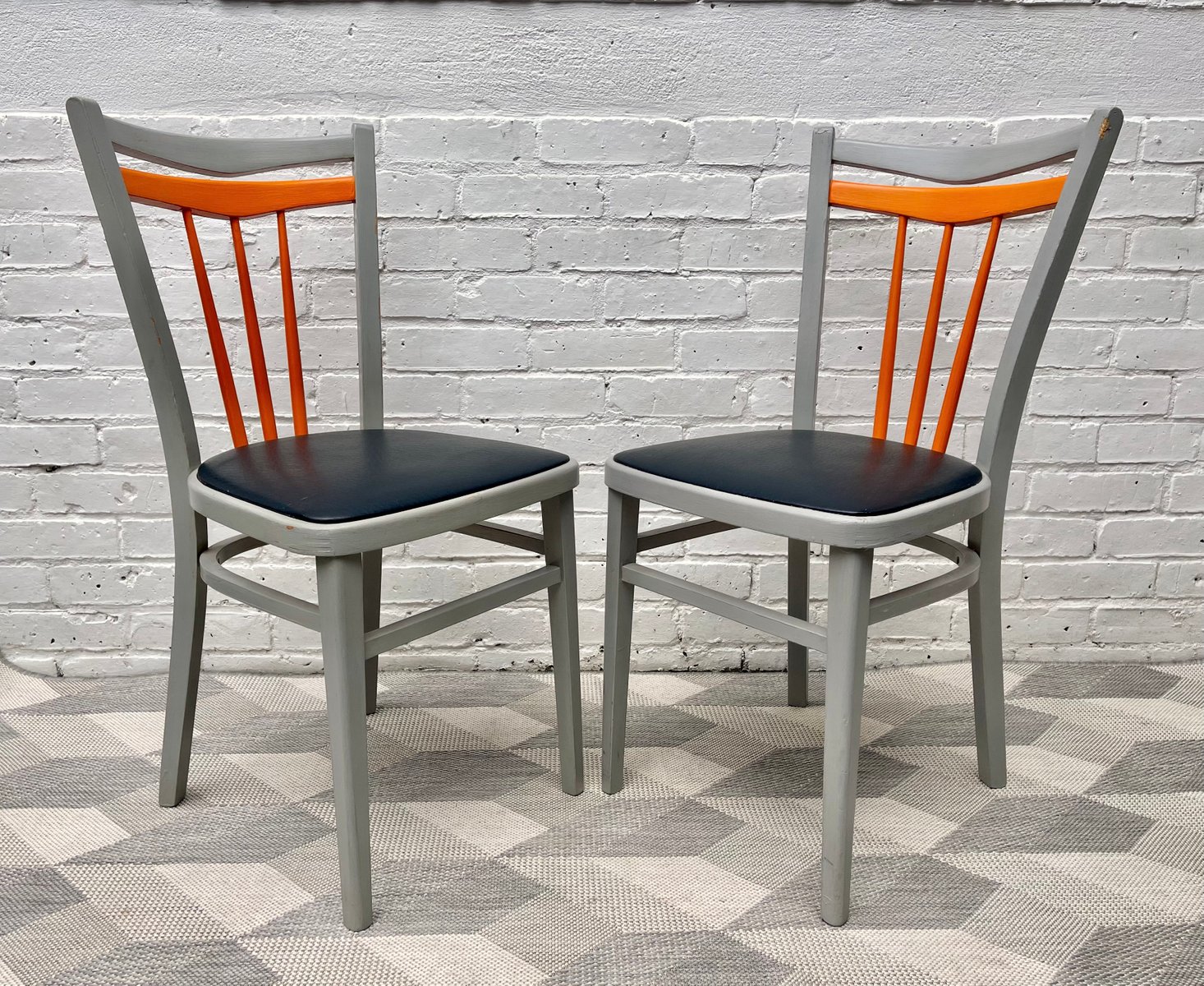 Mid Century Kitchen Dining Chairs With Vinyl Seats Set Of 2 Bei Pamono Kaufen