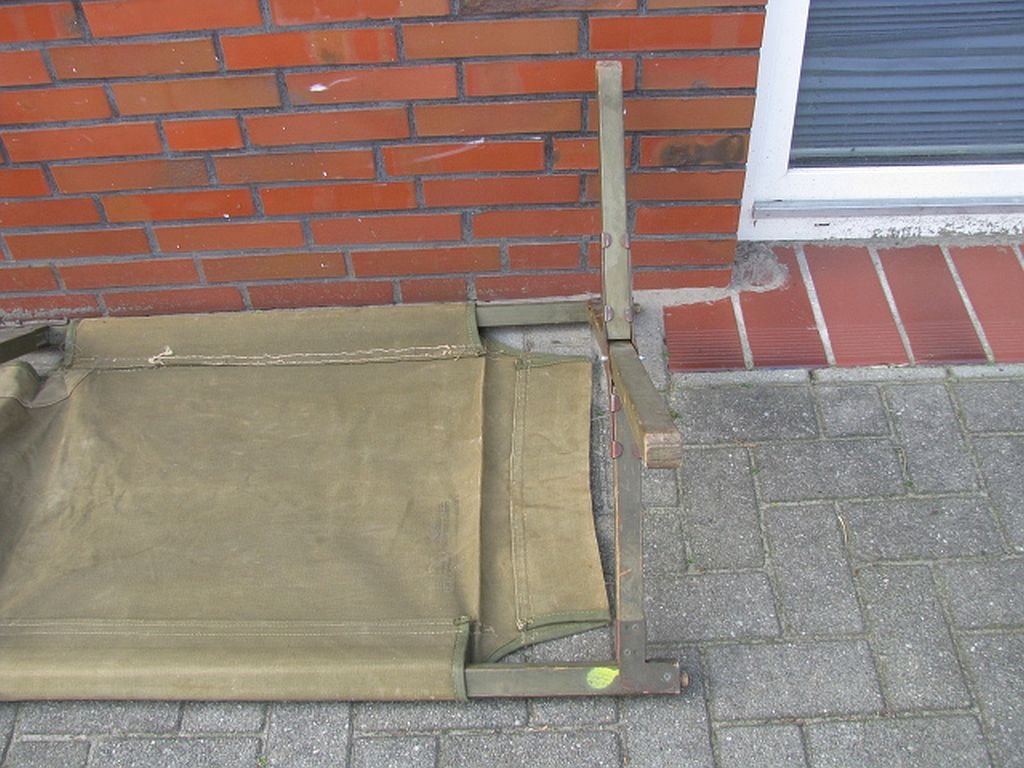 Lit De Camp Militaire Vintage US Airline Instruments - Alu Et Nylon Vert - En L'état