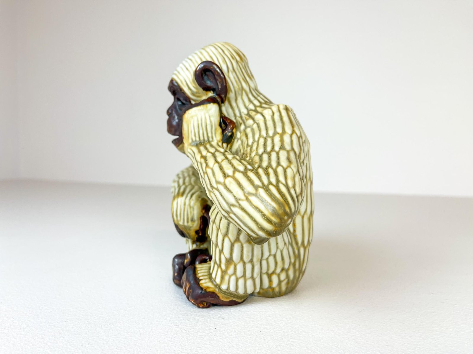 ThInking Ape Sculpture by Gunnar Nylund for Rörstrand, Sweden, 1950s for sale at Pamono
