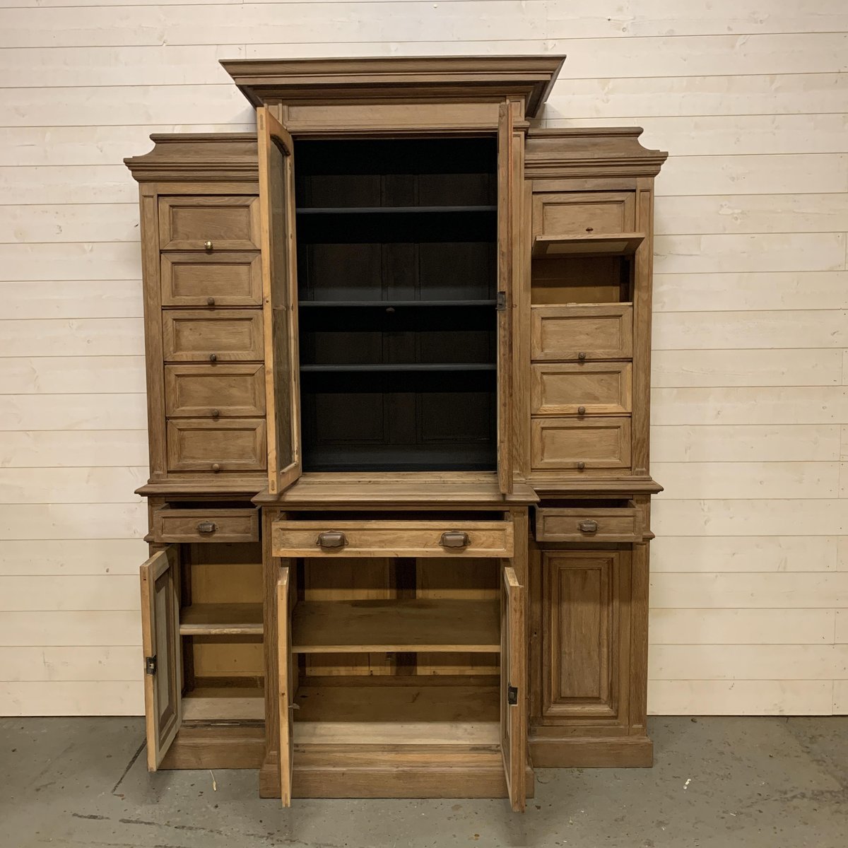 Vintage Business Schrank, 1930er bei Pamono kaufen