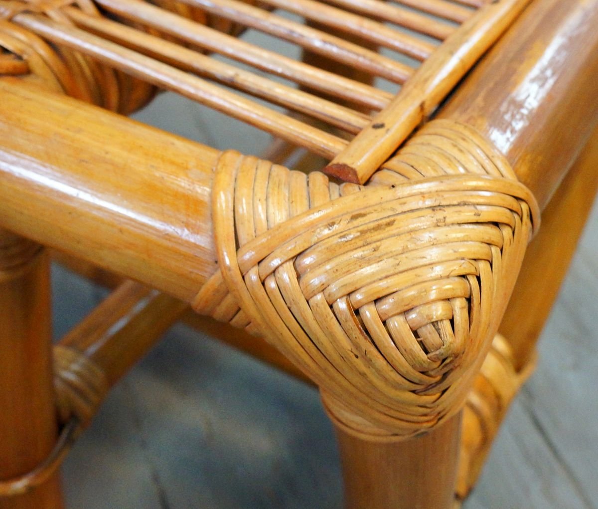MidCentury Triangle Stuhl aus Bambus, 1950er bei Pamono kaufen