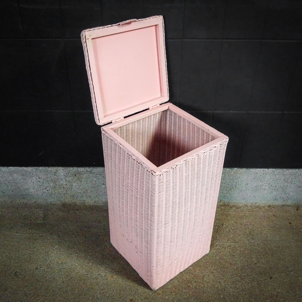 Vintage Lloyd Loom Laundry Basket, 1930s for sale at Pamono
