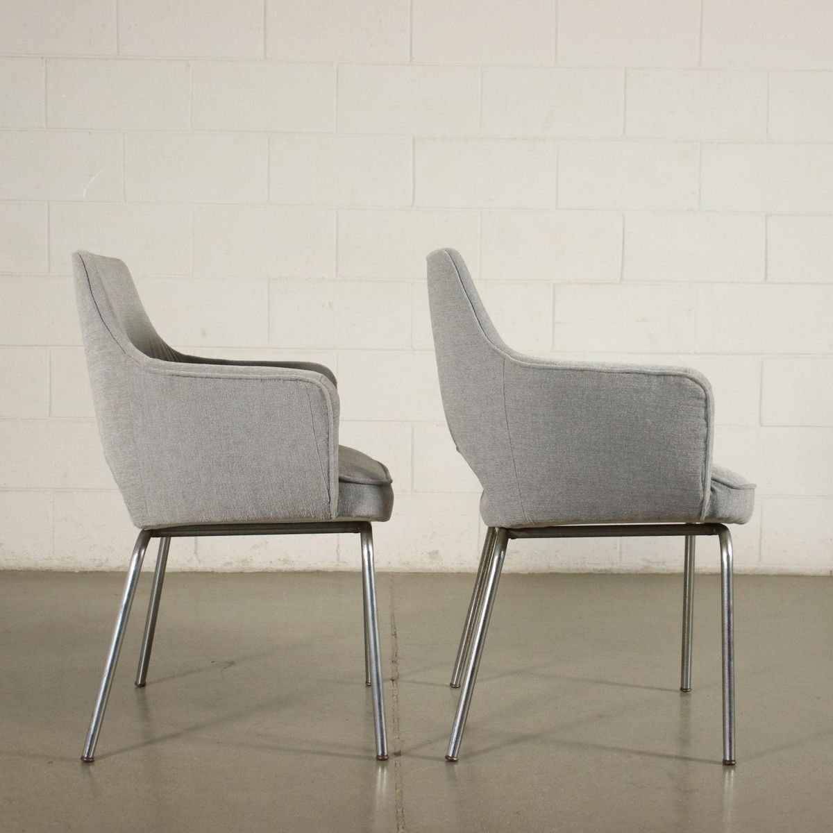 Stühle aus Metall & Schaumstoff, Italien, 1960er, 2er Set bei Pamono kaufen