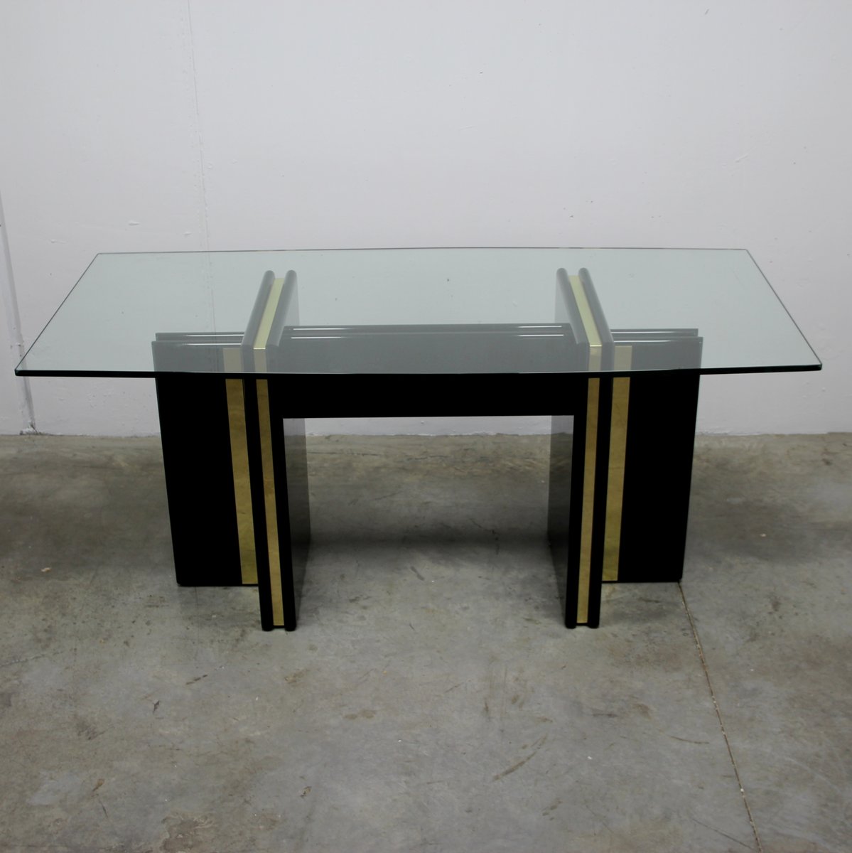 Vintage Hollywood Regency Black Lacquered Dining Table With Gold