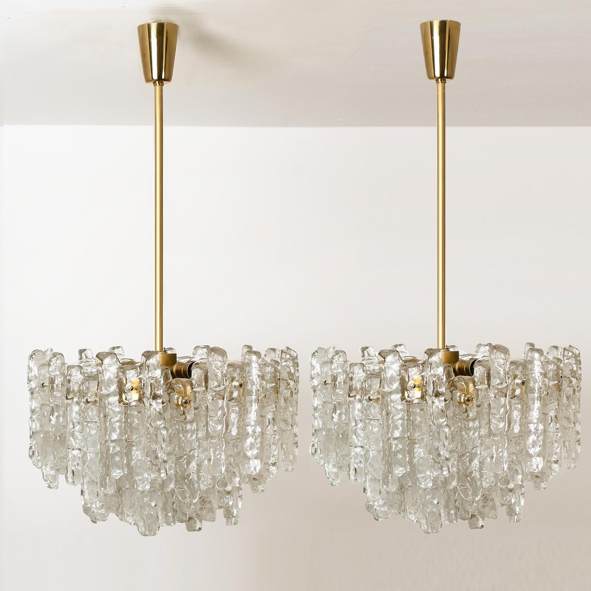 Eisglas Leuchten, 2 Wandleuchten und 2 Kronleuchter von Kalmar, 4er Set