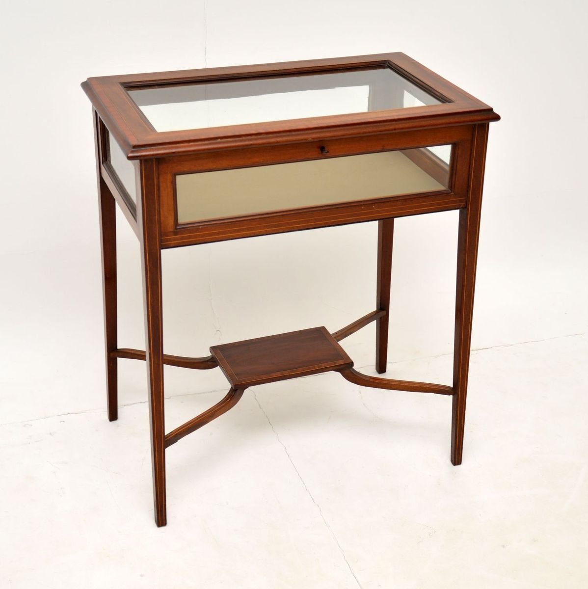 Antique Edwardian Inlaid Display Table for sale at Pamono