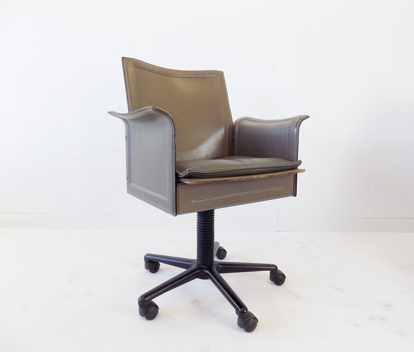 matteo grassi chair