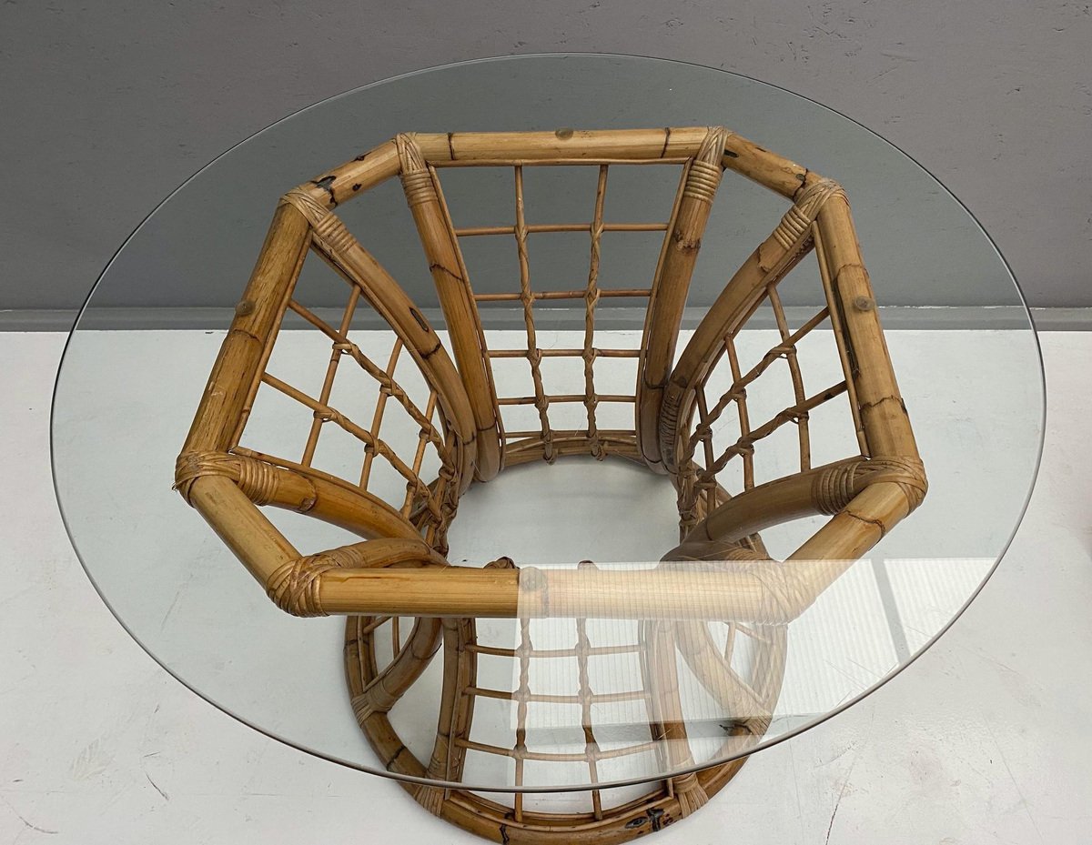 Rattan Tisch mit Glasplatte bei Pamono kaufen