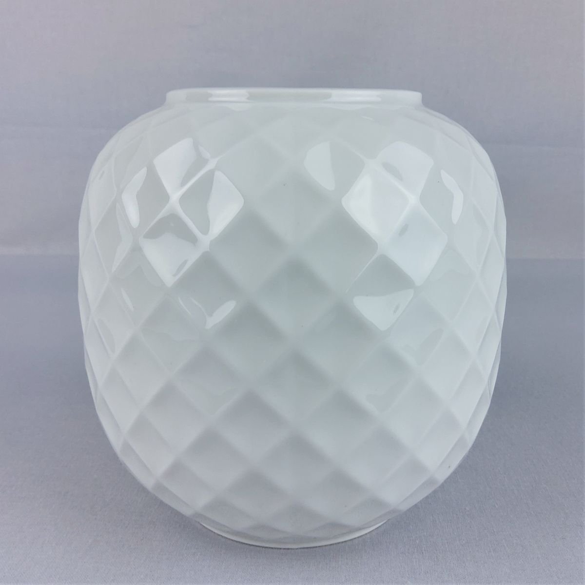 Vintage White Porcelain Vase from Thomas, 1970s for sale at Pamono