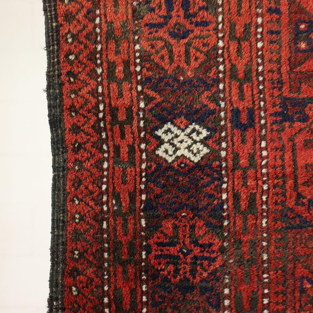Middle Eastern Carpet for sale at Pamono