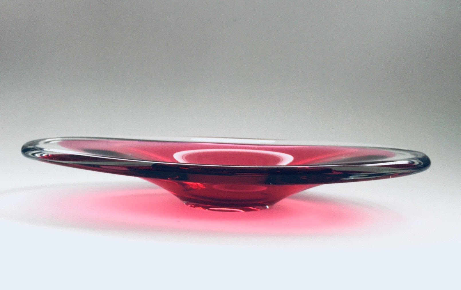 Scandinavian Freeform Art Glass Bowl by Paul Kedelv for Flygsfors