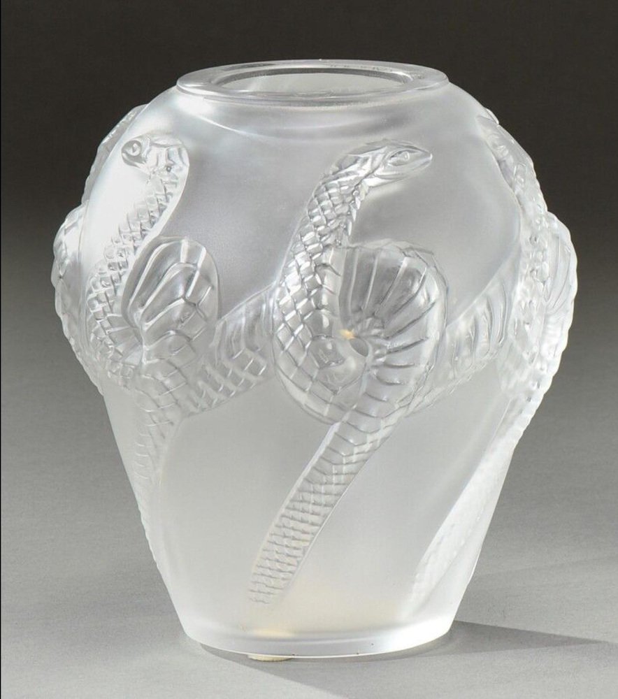 Crystal Serpent Vase from Lalique for sale at Pamono