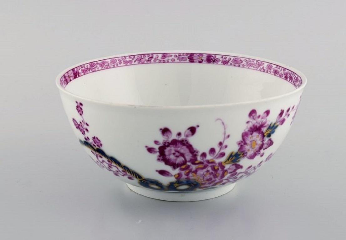 Large Antique Soup Bowl in HandPainted Porcelain from Meissen, 1740s