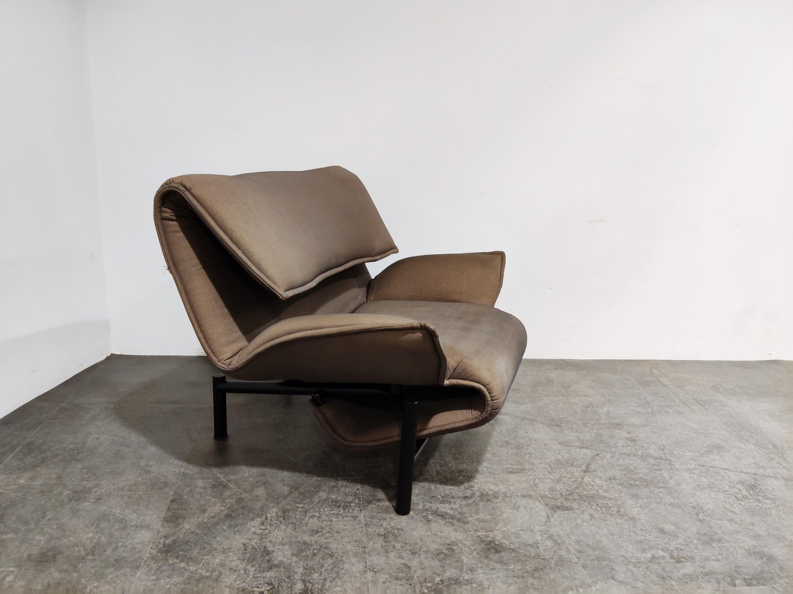 Vintage Veranda Lounge Chair by Vico Magistretti for Cassina, 1980s for