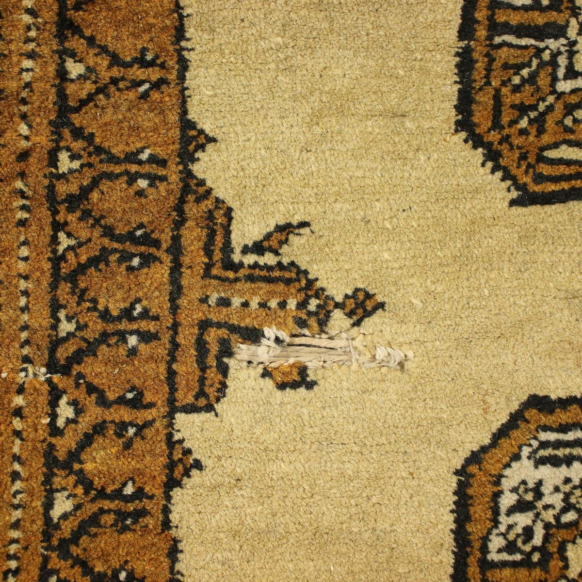 Middle Eastern Carpet for sale at Pamono