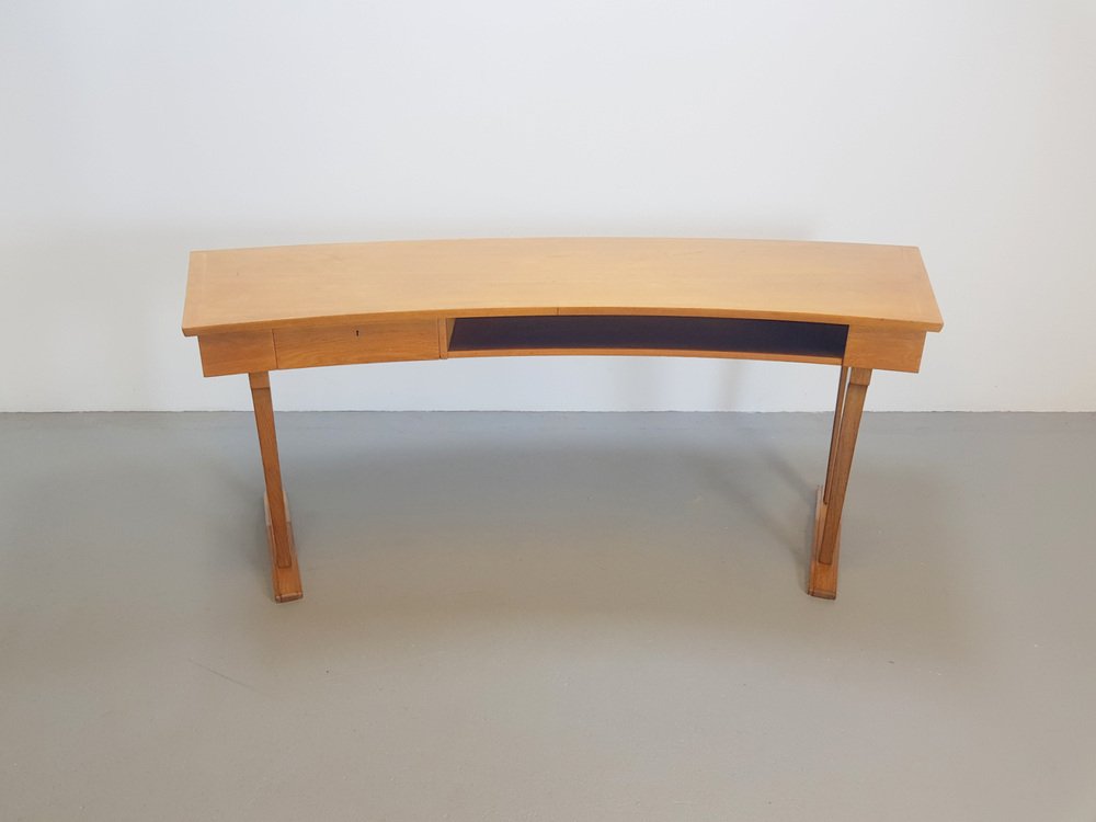 Escritorio vintage de madera de Amsterdam School, años 50 en venta en