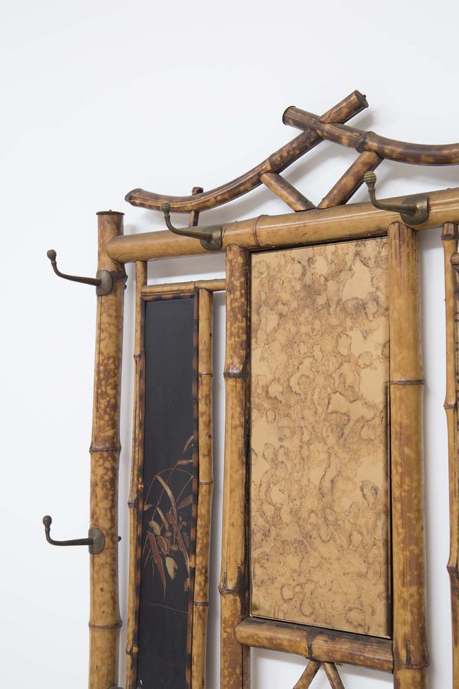 Französische MidCentury Garderobe aus Bambus mit Chinoiserie