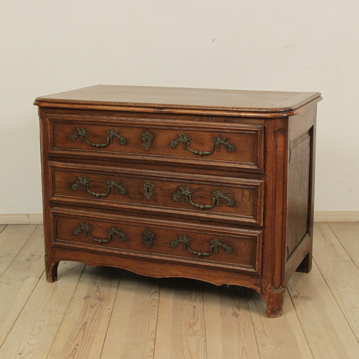 Antique French Chest of Drawers, 1800s for sale at Pamono
