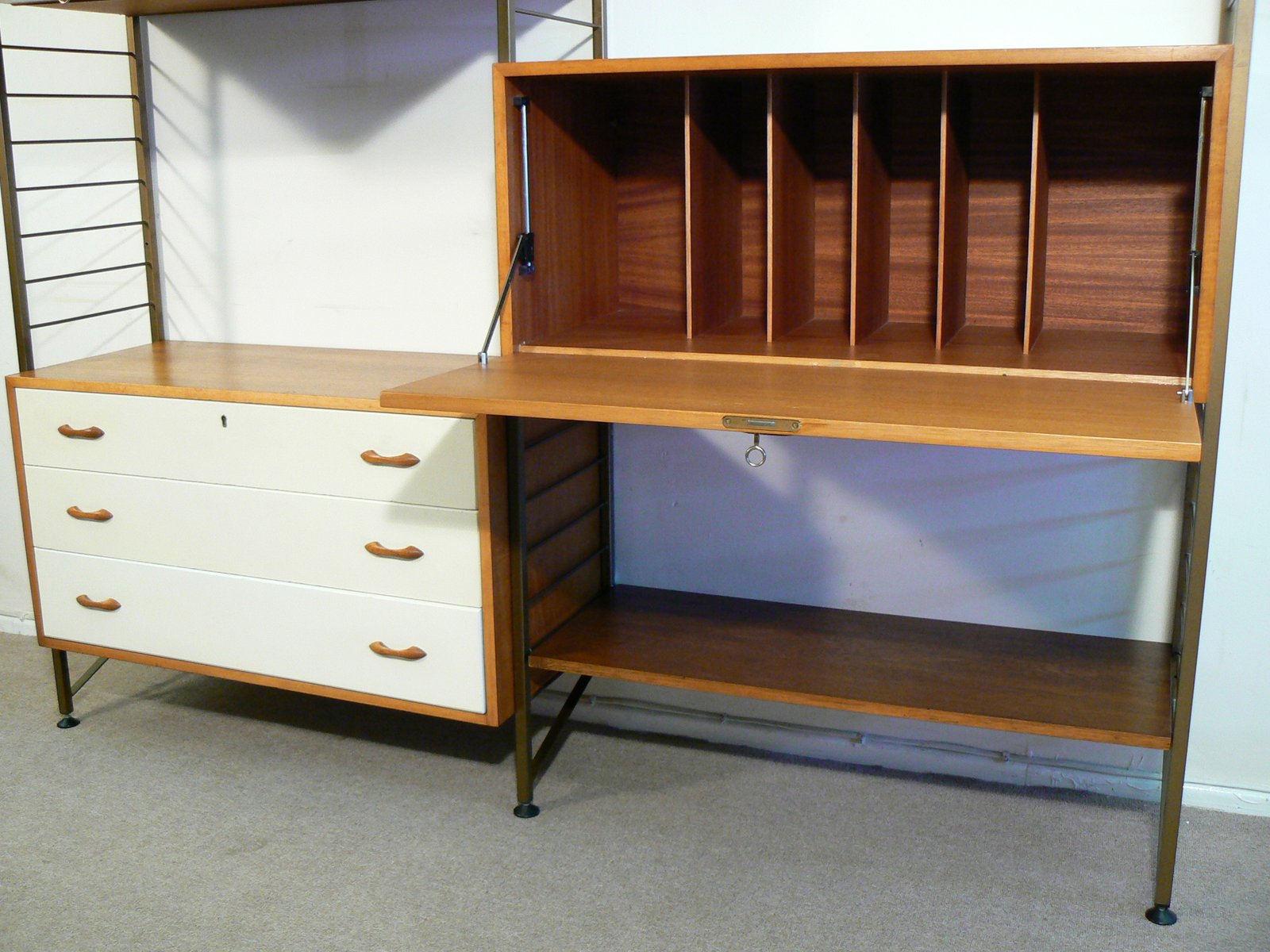 Mid Century Ladderax System By Robert Heal For Staples Of Price Per Piece