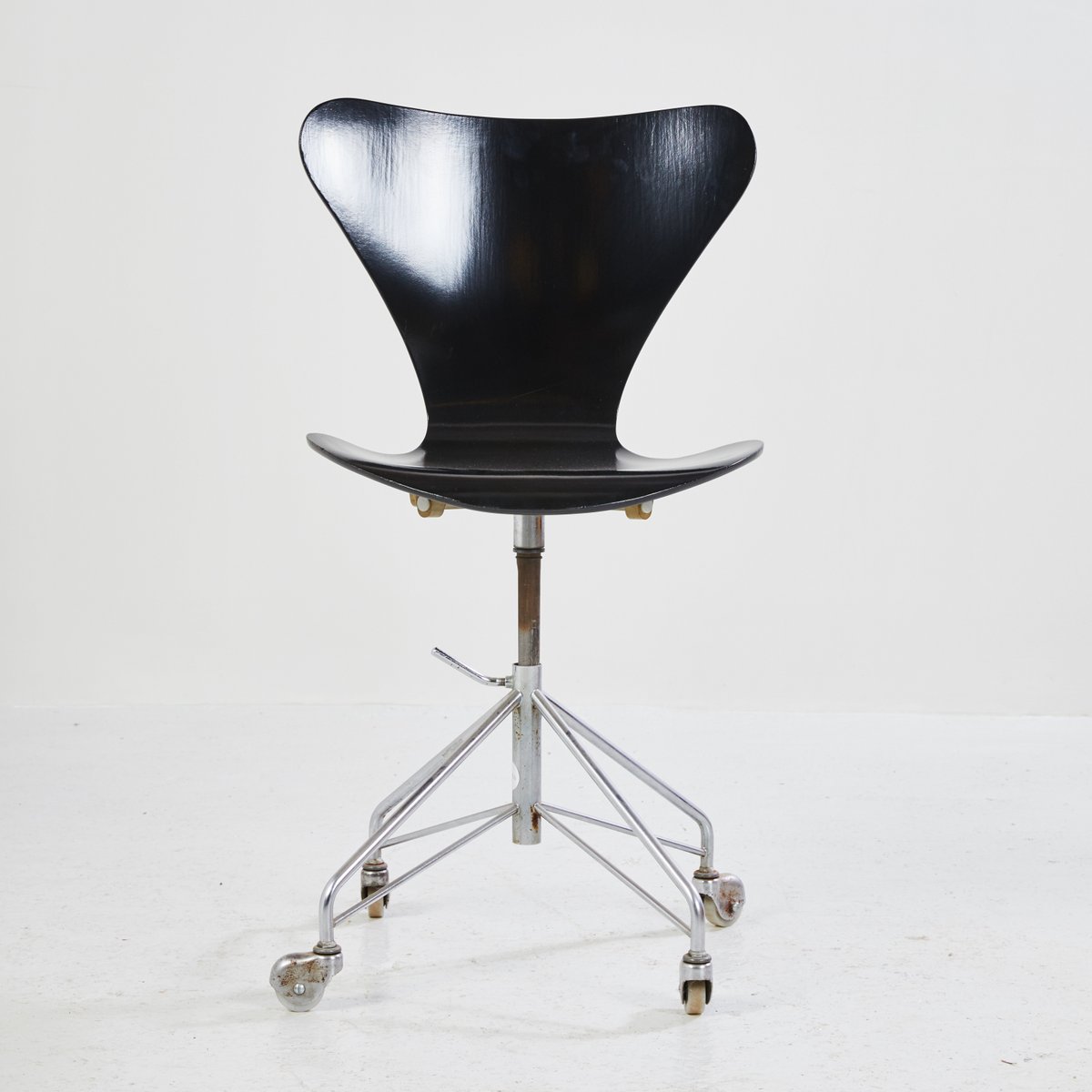 3117 Office Chair By Arne Jacobsen 1980s For At Pamono 3117 Office Chair By Arne Jacobsen 1980s