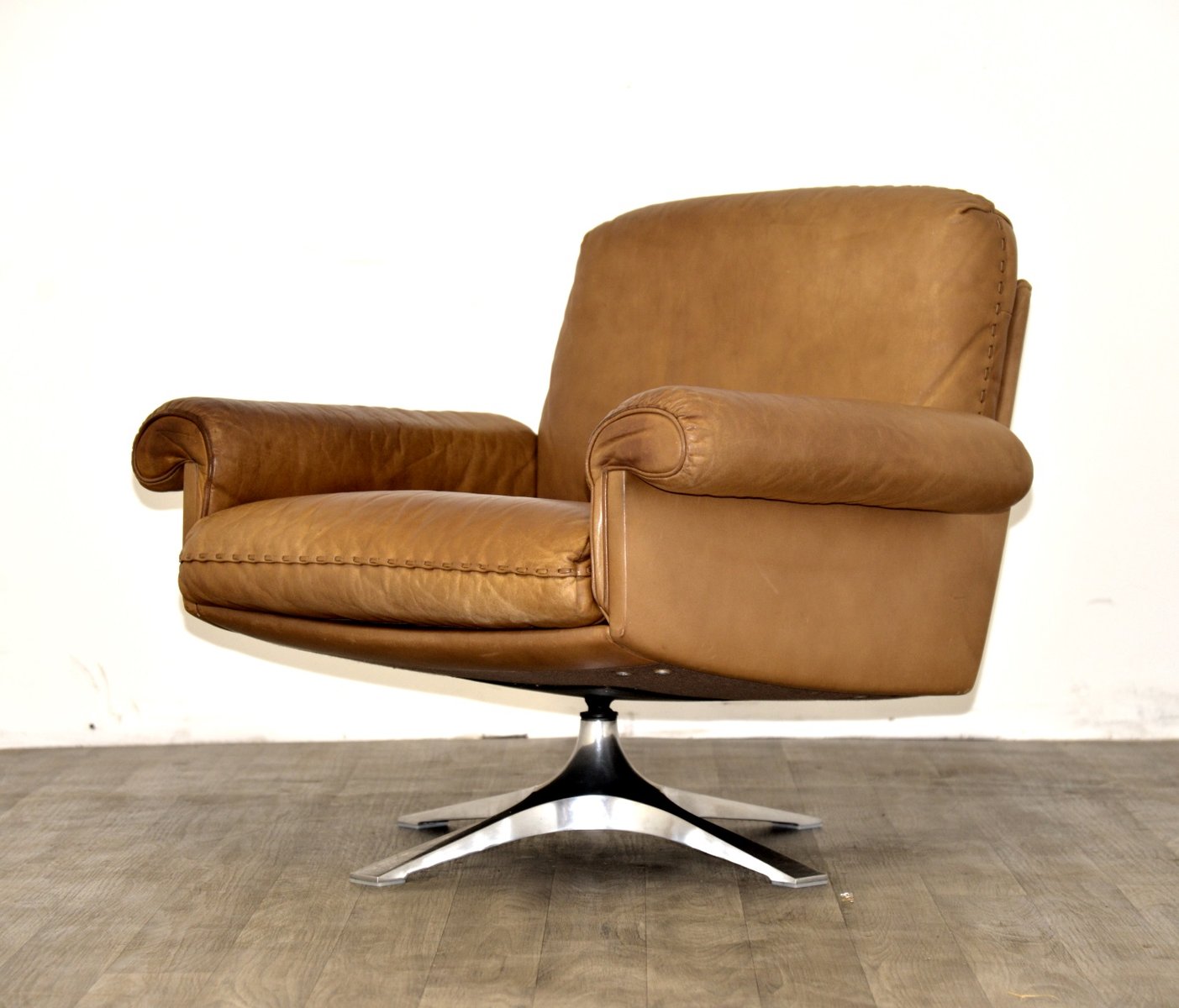 Swiss Vintage Ds 31 2 Seater Sofa And Swivel Armchairs From De Sede Set Of 3 Swiss Vintage Ds 31 2 Seater Sofa And Swivel Armchairs From De Sede Set Of 3